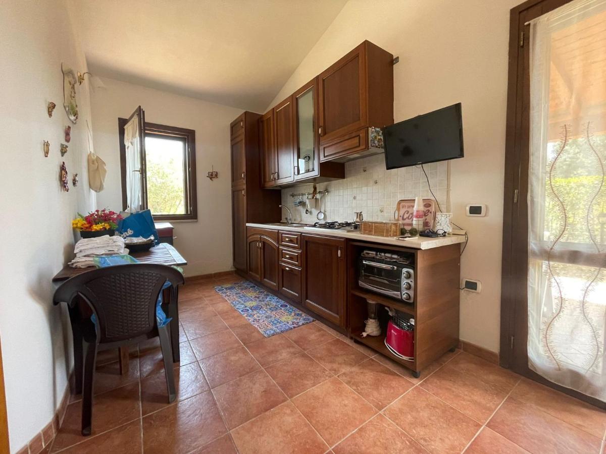 Casa Malo' Villa Ovile la Marinella Exteriör bild