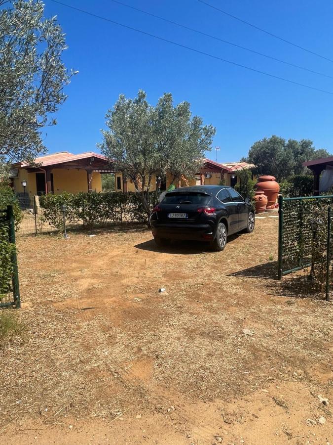 Casa Malo' Villa Ovile la Marinella Exteriör bild