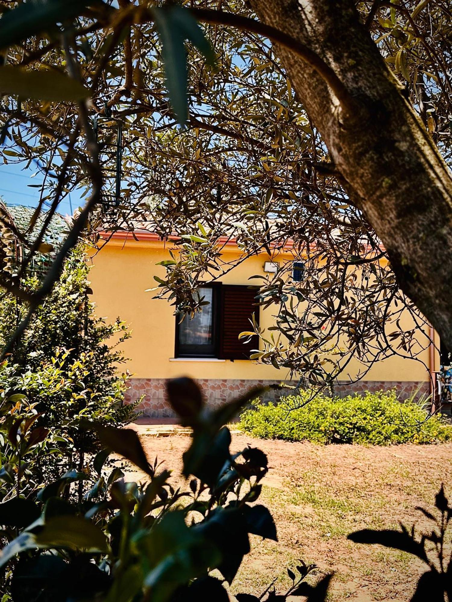 Casa Malo' Villa Ovile la Marinella Exteriör bild